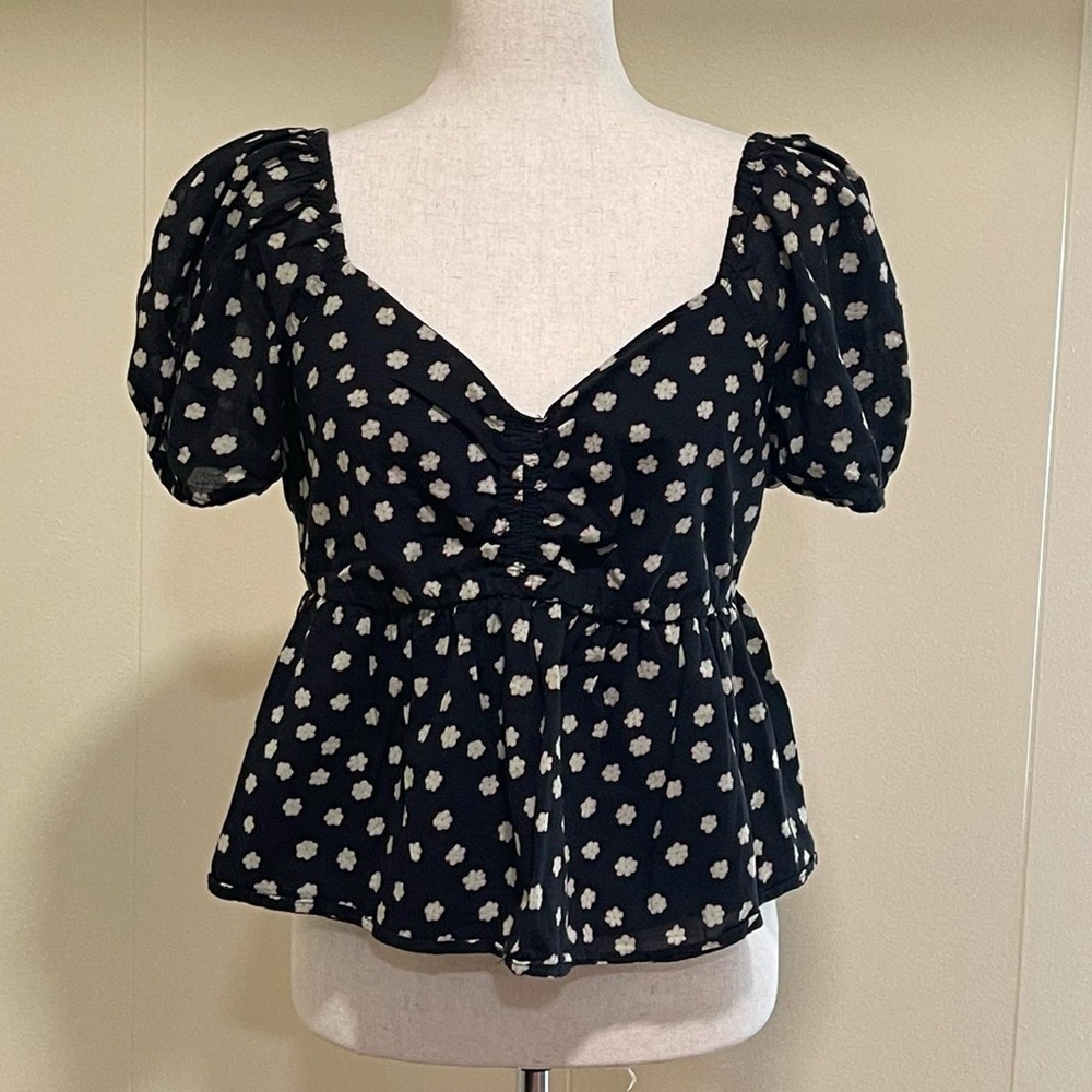 BP Nordstrom NWT Black Pink Green Floral V-Neck Peplum Top Size Small